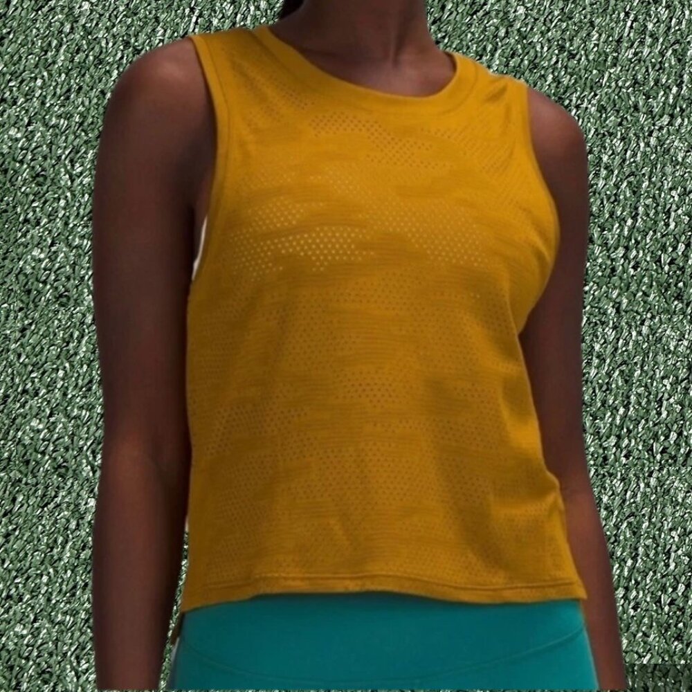 Lululemon Train to be Camo Dot Gold Tank Top Seamless Running Yoga Shirt Size 4